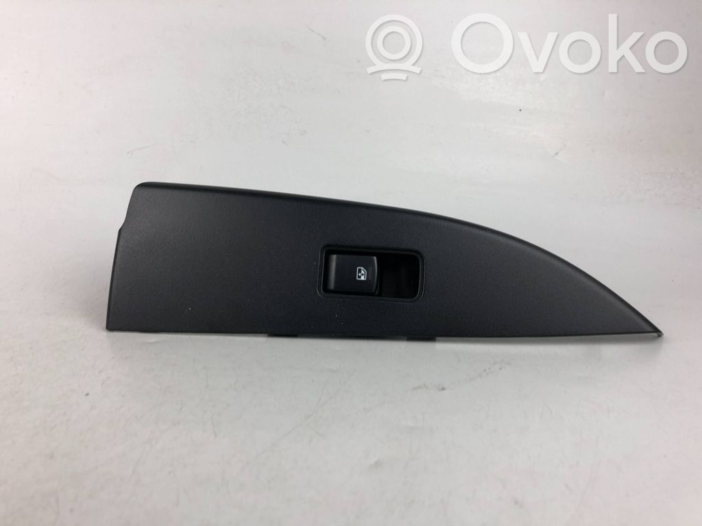 Subaru Outback Electric window control switch 