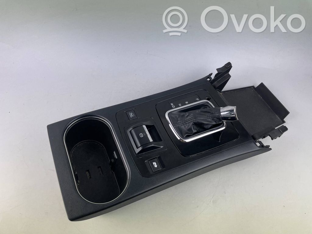 Subaru Outback (BS) Consola de plástico de la palanca de cambios 