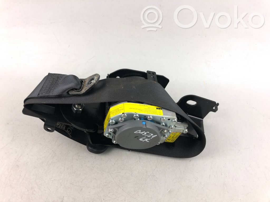 Subaru Outback (BS) Cinturón trasero 