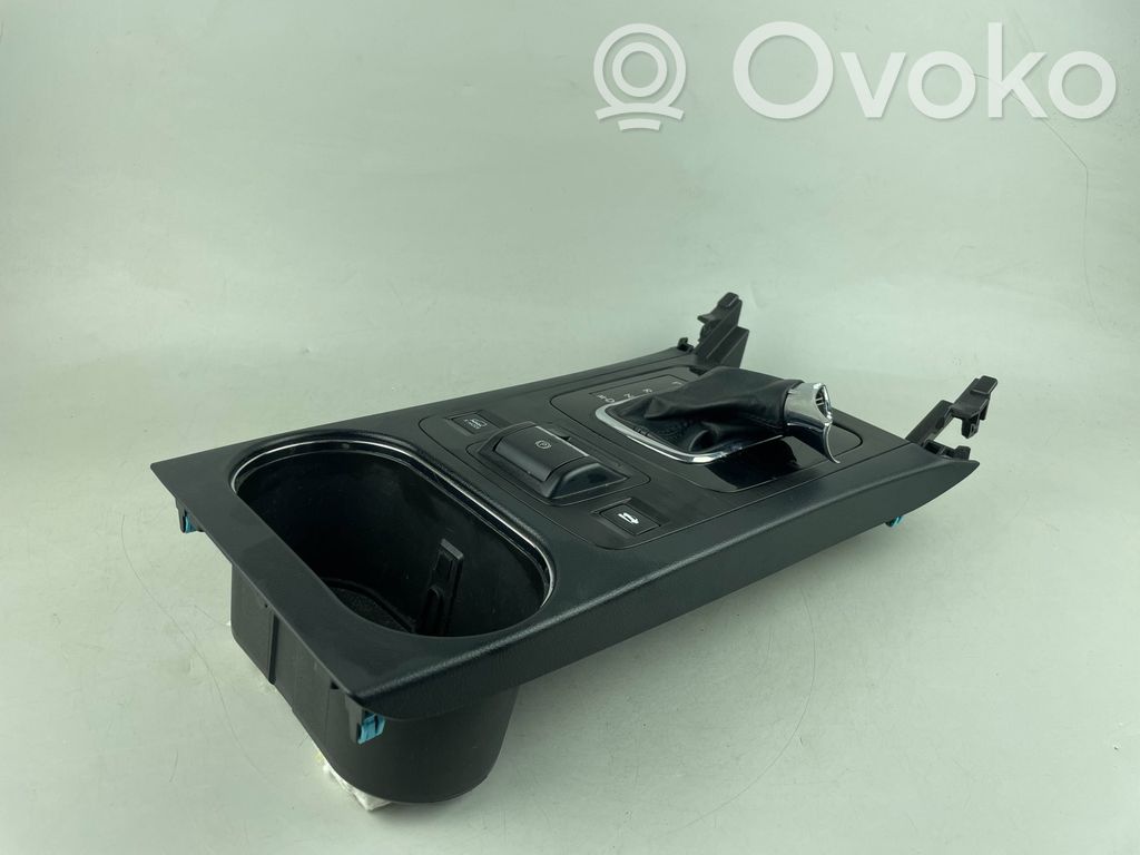 Subaru Outback (BS) Consola de plástico de la palanca de cambios 