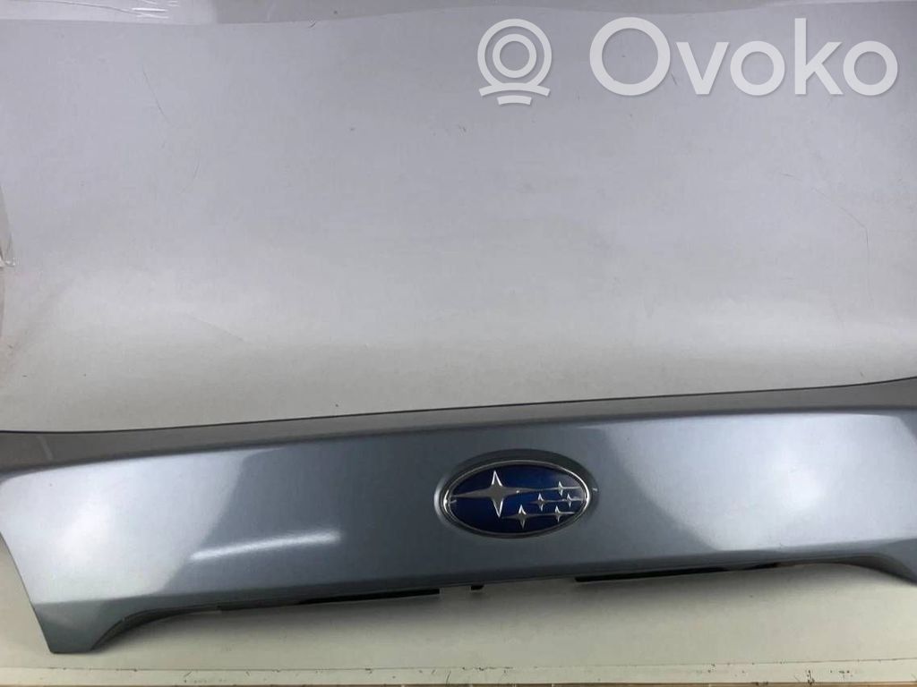 Subaru Outback (BS) Tailgate trim 