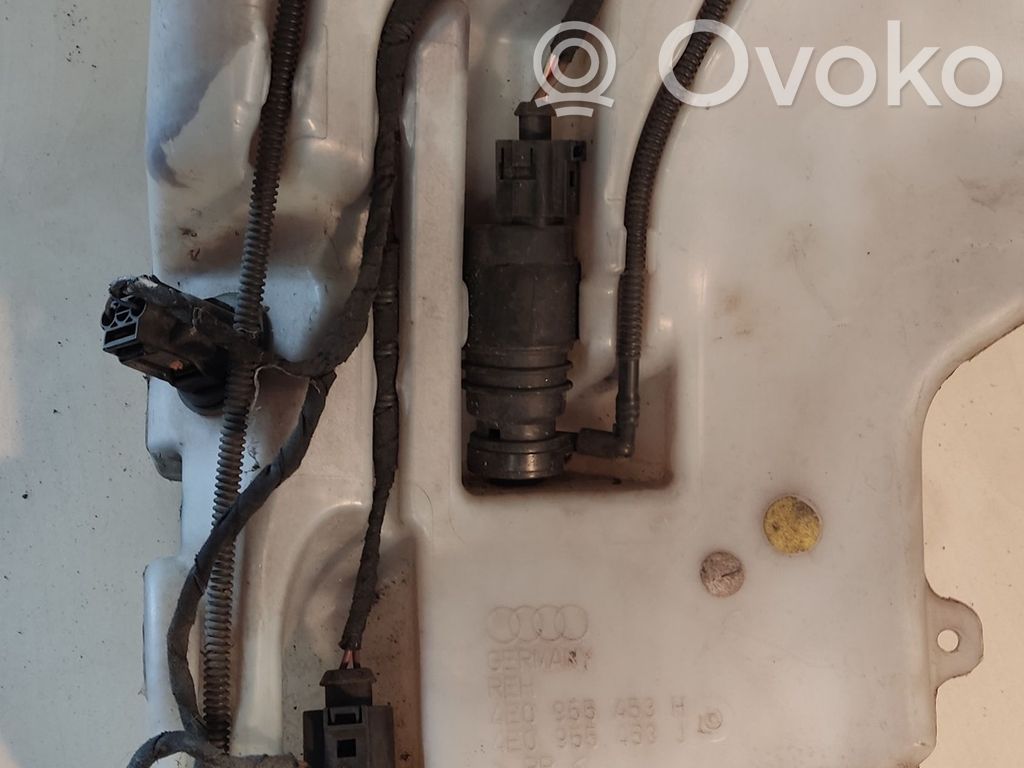 Audi A8 S8 D3 4E Logu šķidruma tvertne 