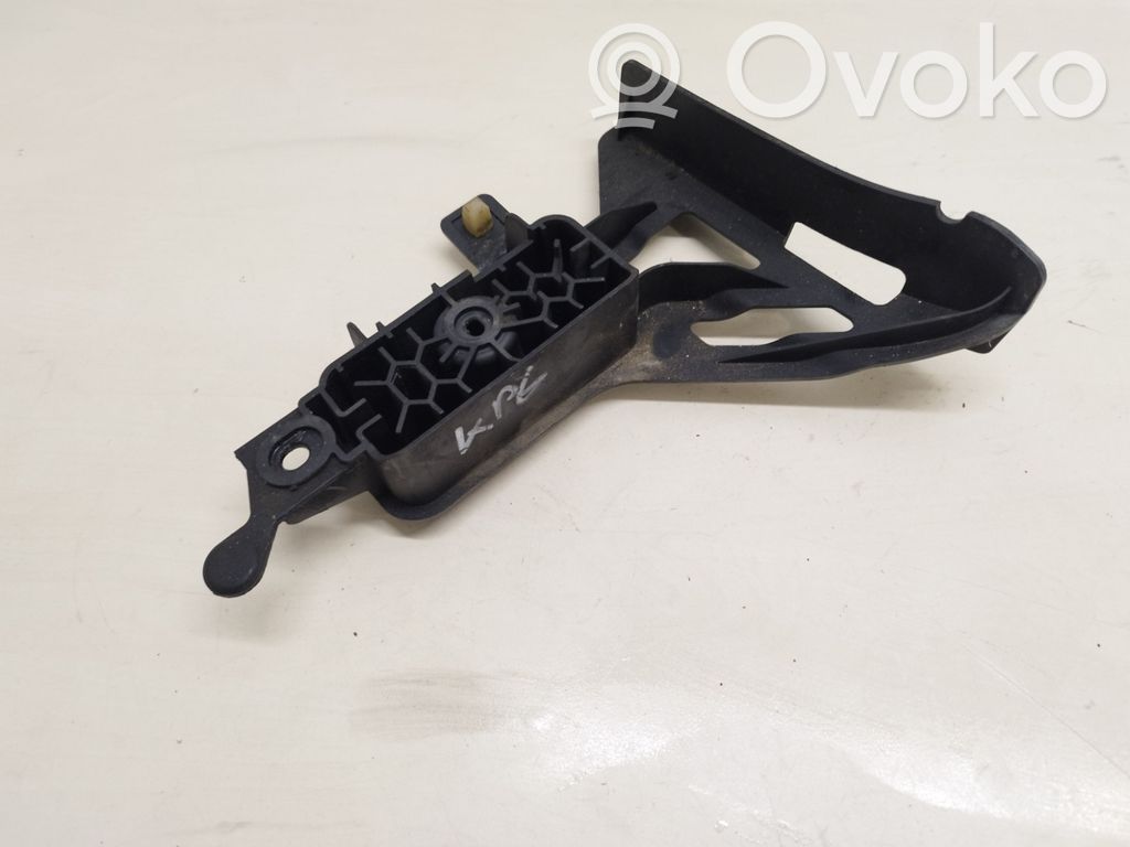 Porsche Cayenne (92A) Jacking socket point 