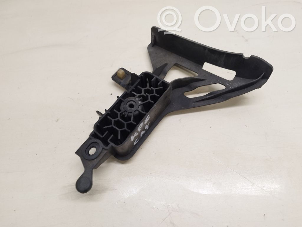 Porsche Cayenne (92A) Jacking socket point 