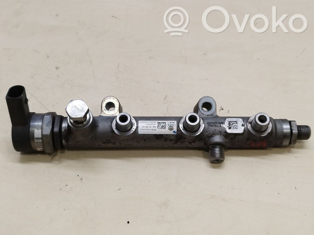 Audi A8 S8 D4 4H Fuel main line pipe 