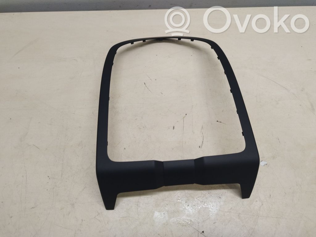 Porsche Cayenne (92A) Panel oświetlenia wnętrza kabiny 
