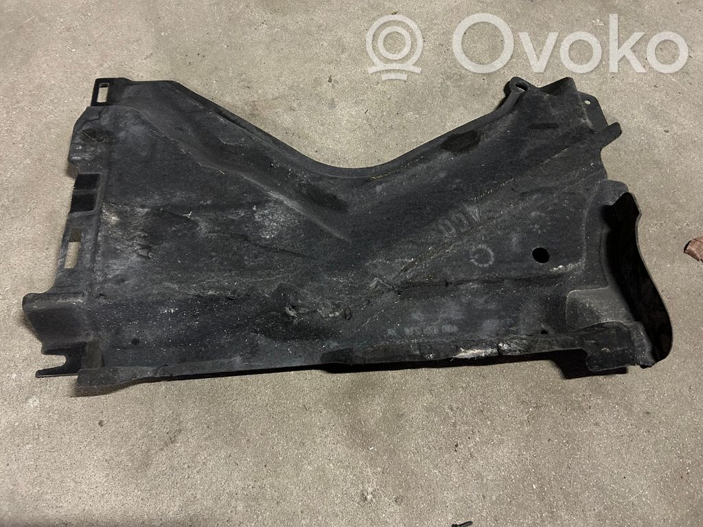 Audi A6 C7 Protección inferior lateral 