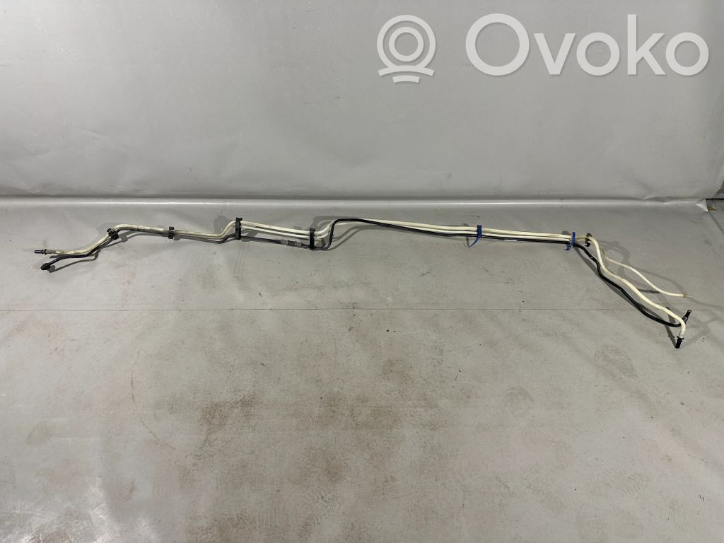 Porsche Cayenne (92A) Polttoaineputken letku 