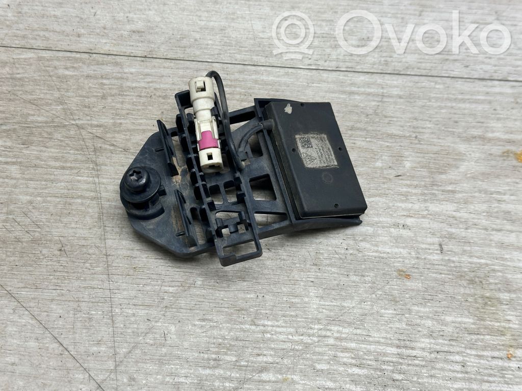 Porsche Cayenne (92A) Antenos stiprintuvas 