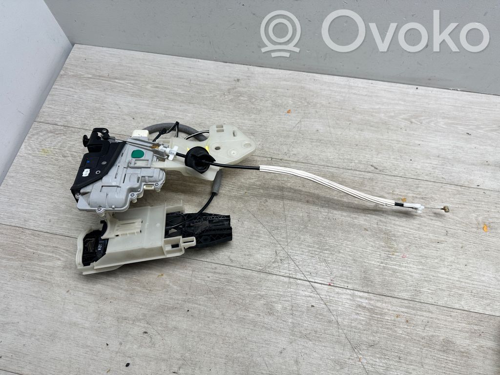 Porsche Cayenne (92A) Zamek drzwi przednich 