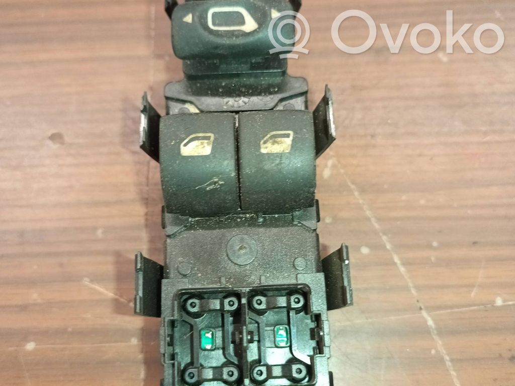 Citroen C4 I Electric window control switch 
