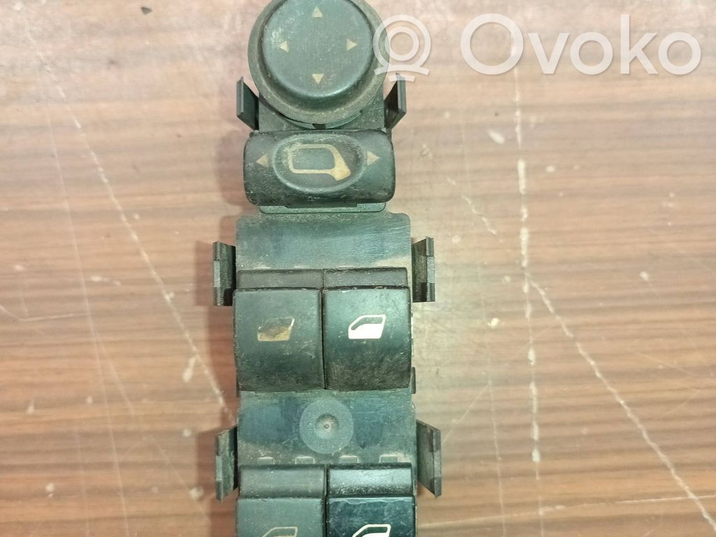 Citroen C5 Electric window control switch 