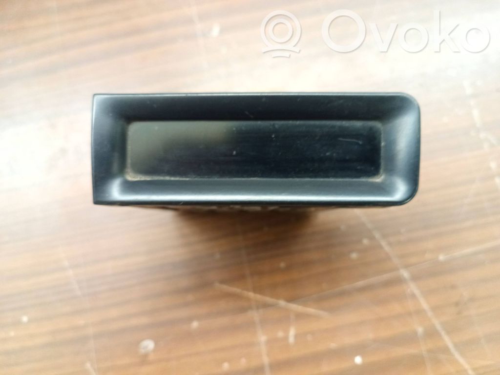 Peugeot 406 Screen/display/small screen 