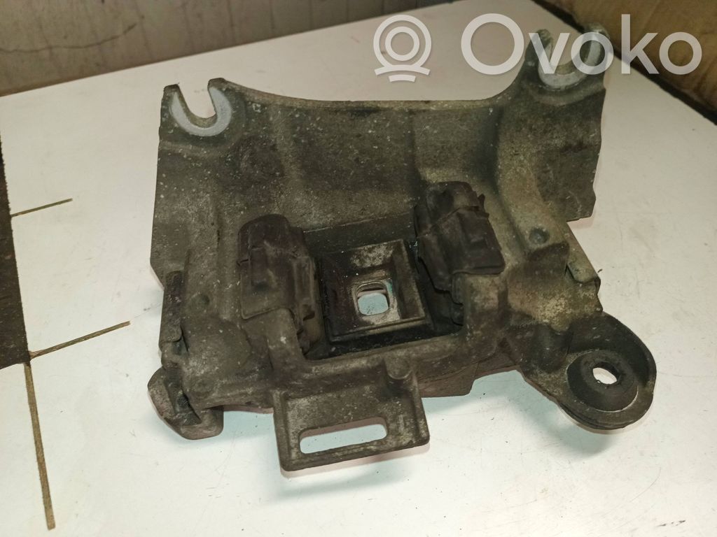 Renault Scenic III -  Grand scenic III Engine mount bracket 