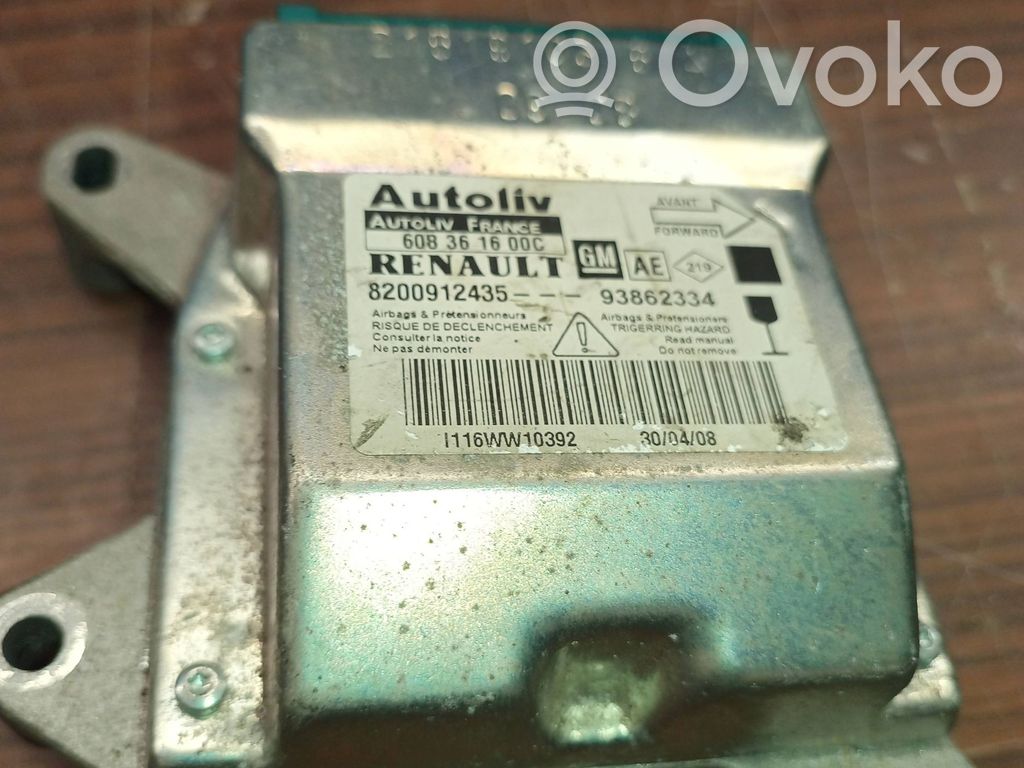 Renault Trafic II (X83) Unitate/modul de comandă airbaguri 