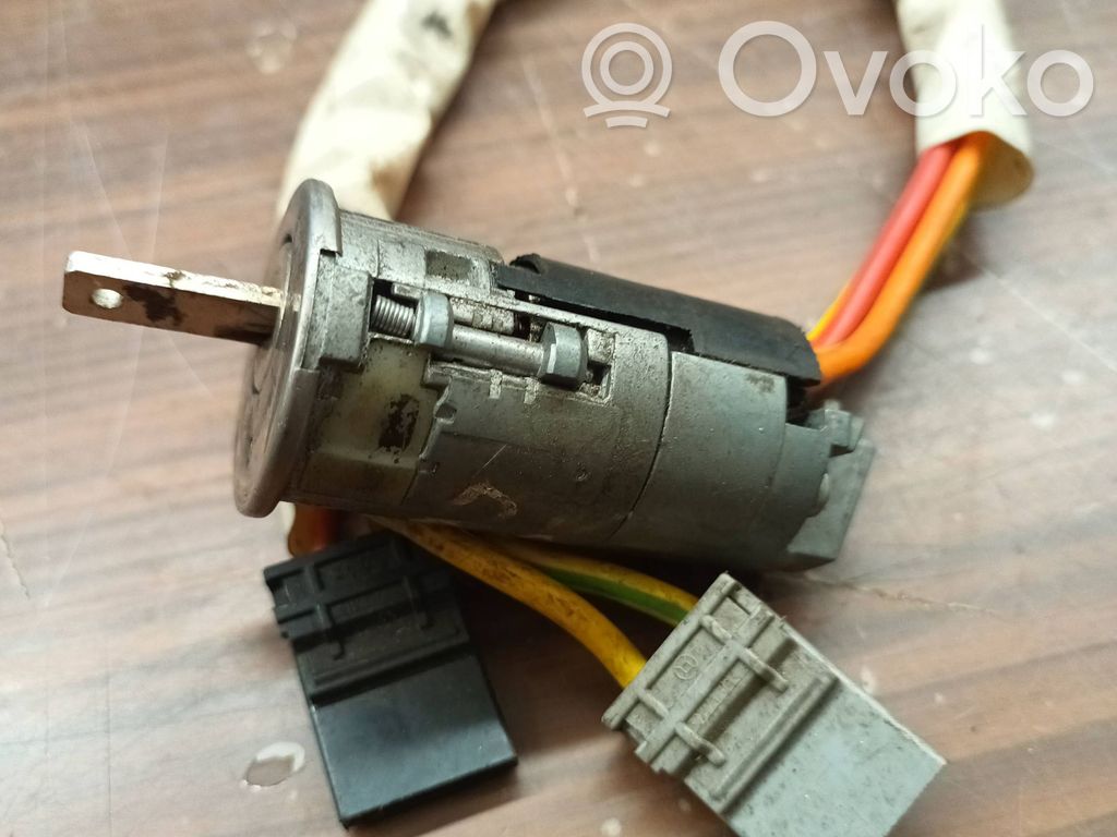 Renault Kangoo I Ignition lock 
