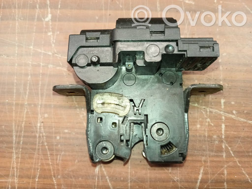 Renault Laguna III Tailgate/trunk/boot lock/catch/latch 