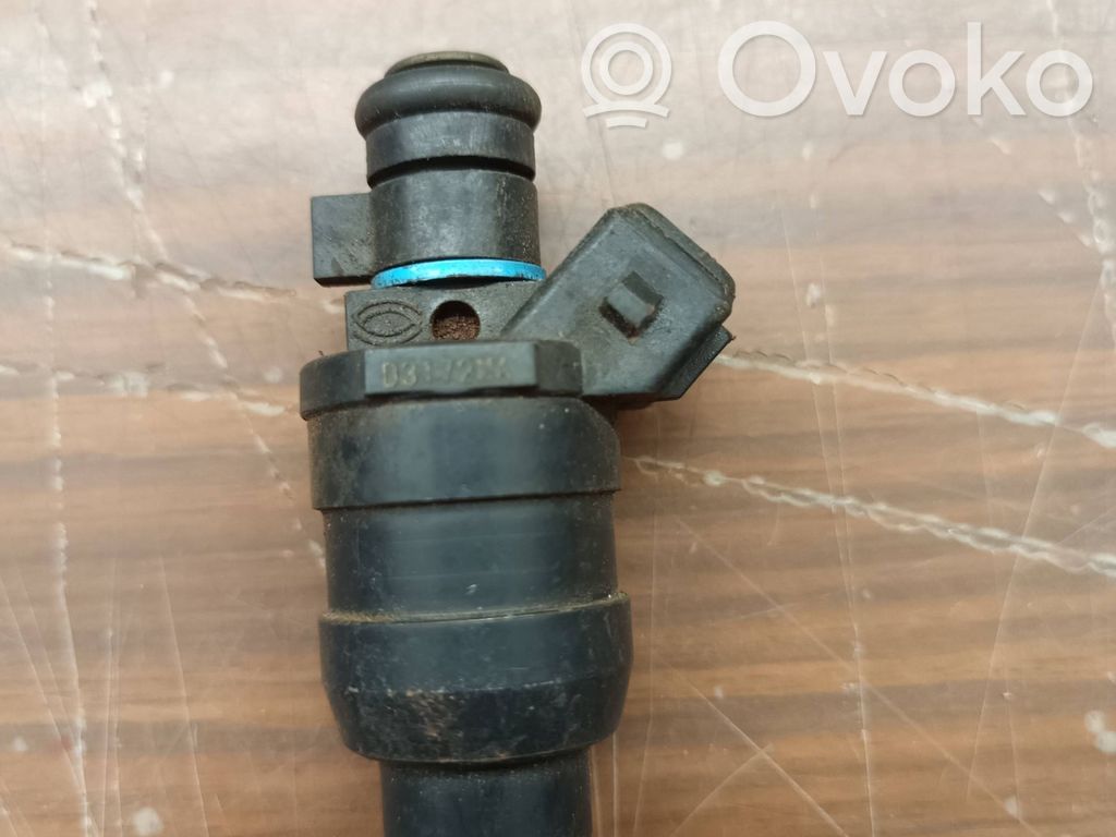 Inyector de combustible   D3172MA