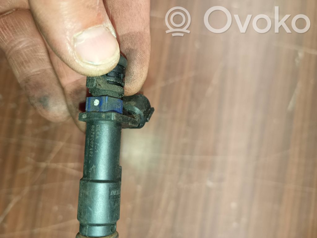 Fuel injector   DEKA71