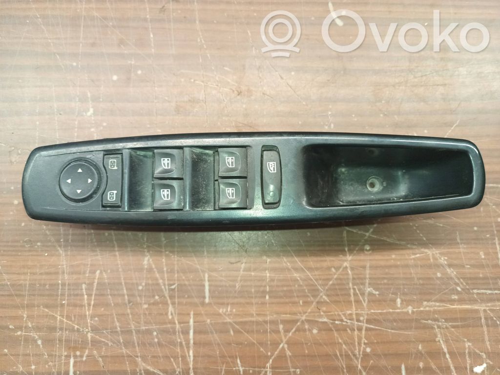 Renault Scenic III -  Grand scenic III Electric window control switch 