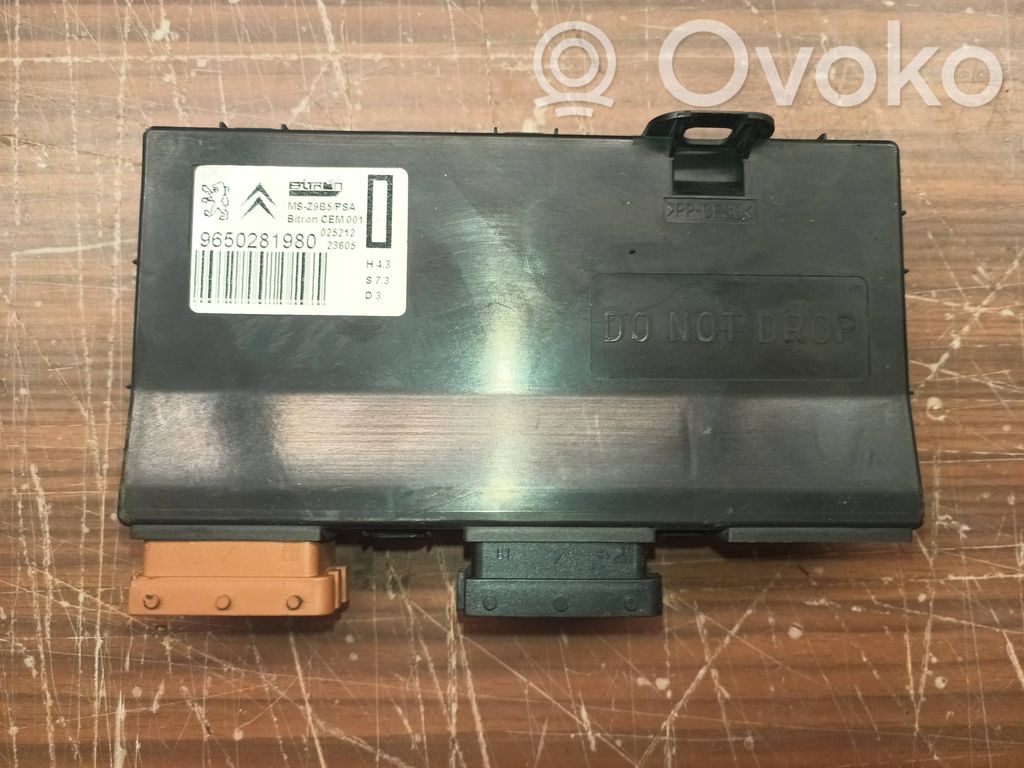 Peugeot 607 Module de commande de siège 