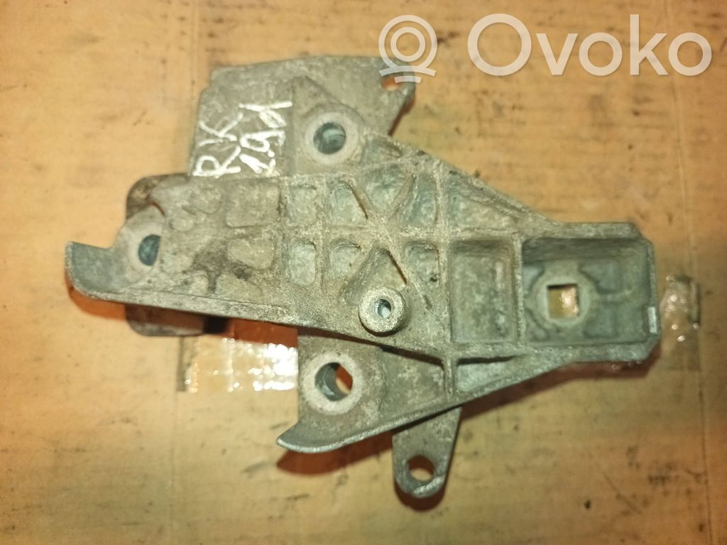 Renault Kangoo I Engine mounting bracket 