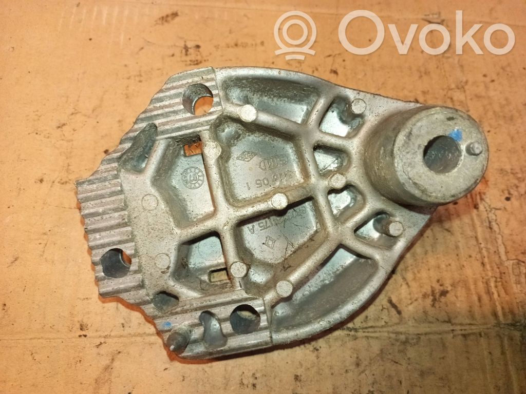 Engine mounting bracket   8200027175
