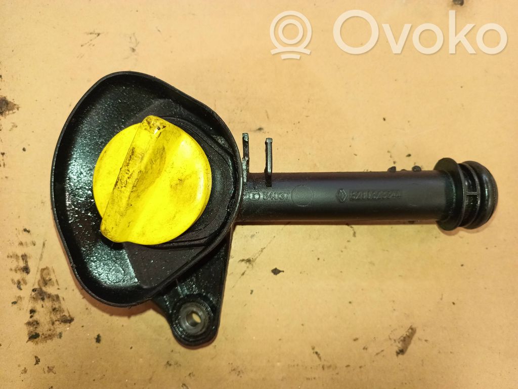 Renault Clio III Oil fill pipe 