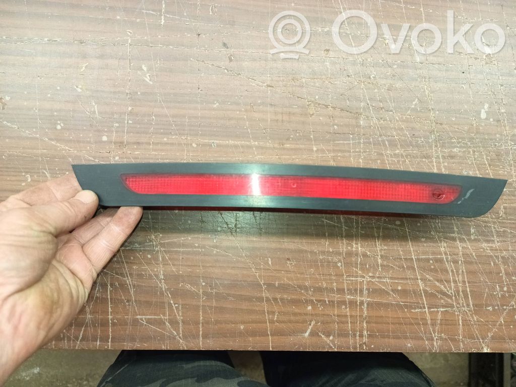 Citroen C3 Third/center stoplight 