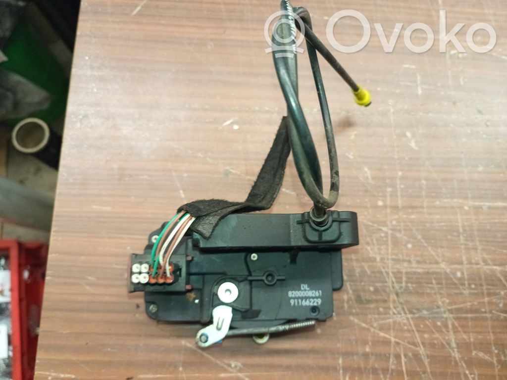 Renault Trafic II (X83) Front door lock 