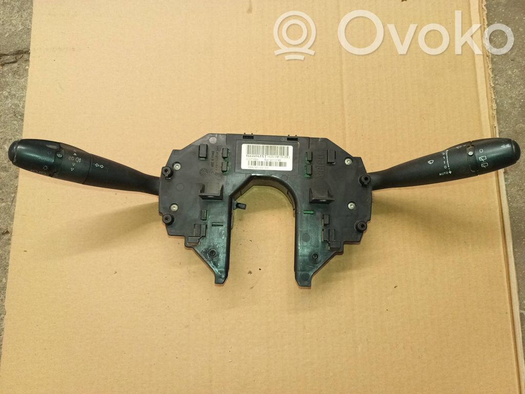 Multifunctional control switch/knob   96644965XT