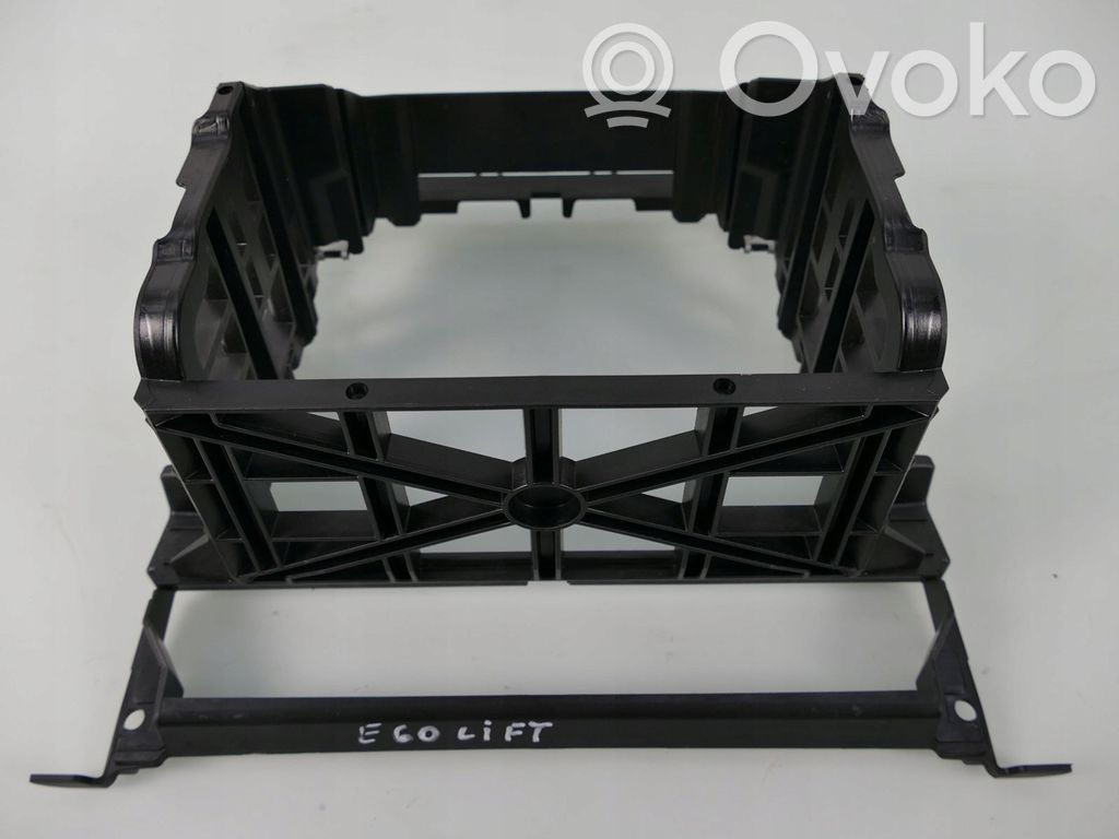 BMW 5 E60 E61 Radio/GPS head unit trim 