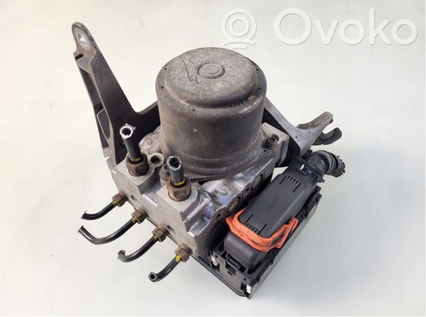 ABS-pumppu   4D020266