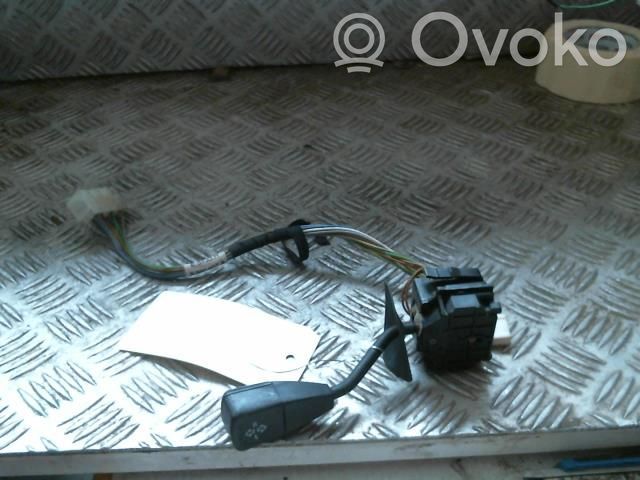 Suuntavilkun vipu   61311393393