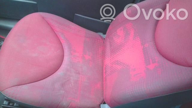 Citroen C2 Etumatkustajan istuin 