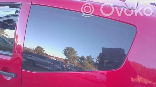 Citroen C2 Rear side window 