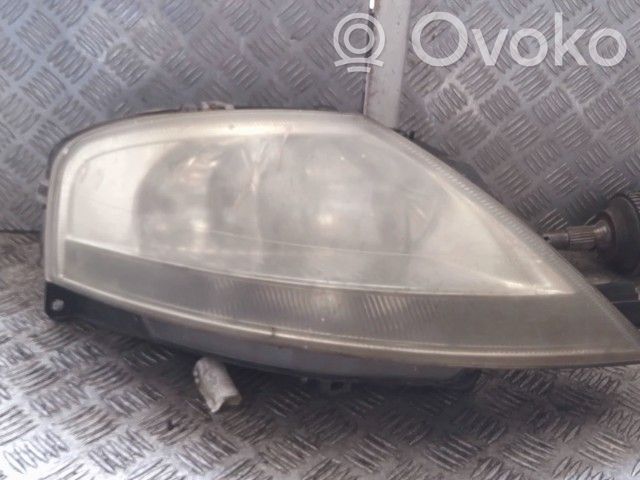 Headlight/headlamp   620685