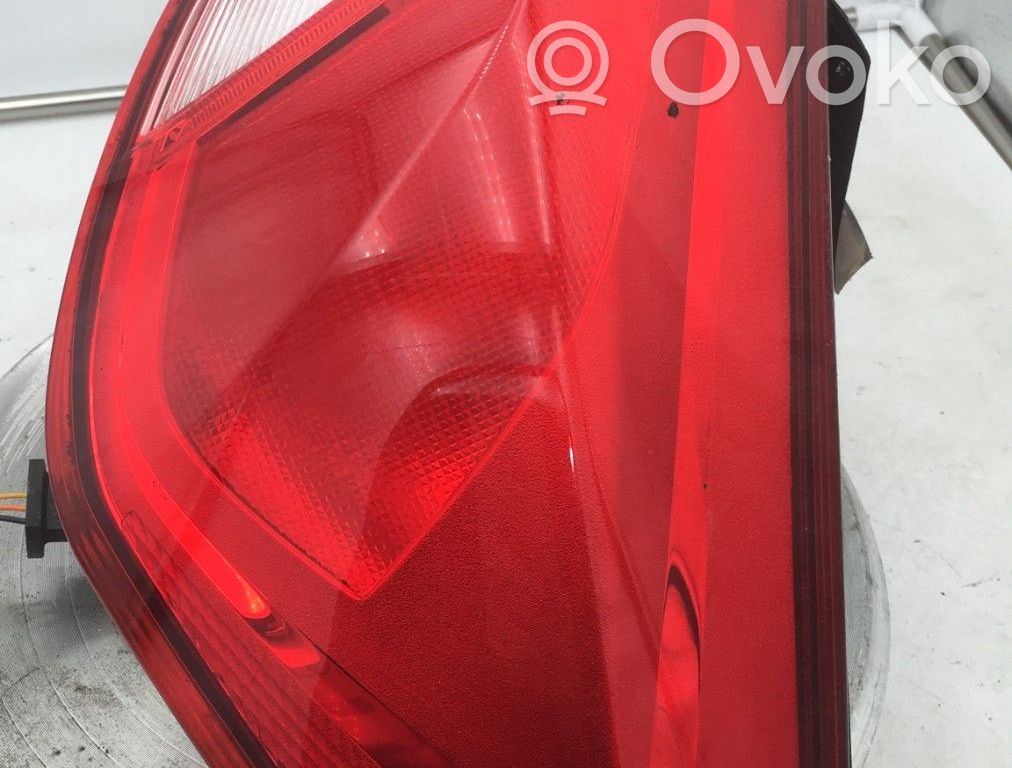Rear/tail lights   2525712