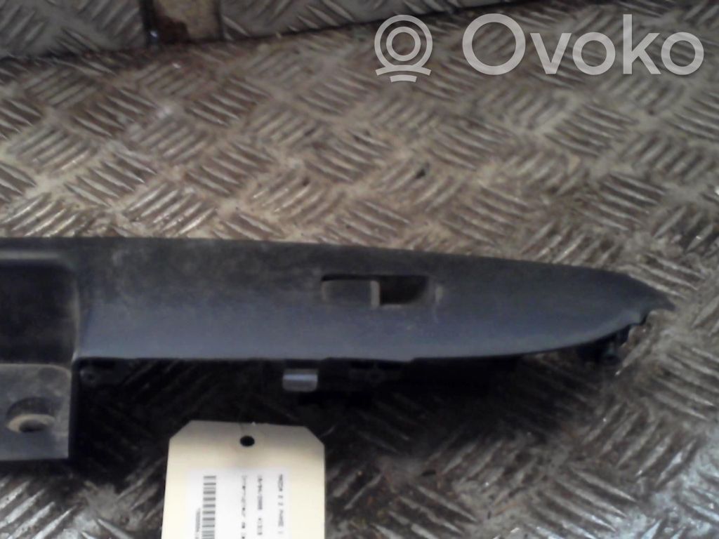 Mazda 2 Electric window control switch 