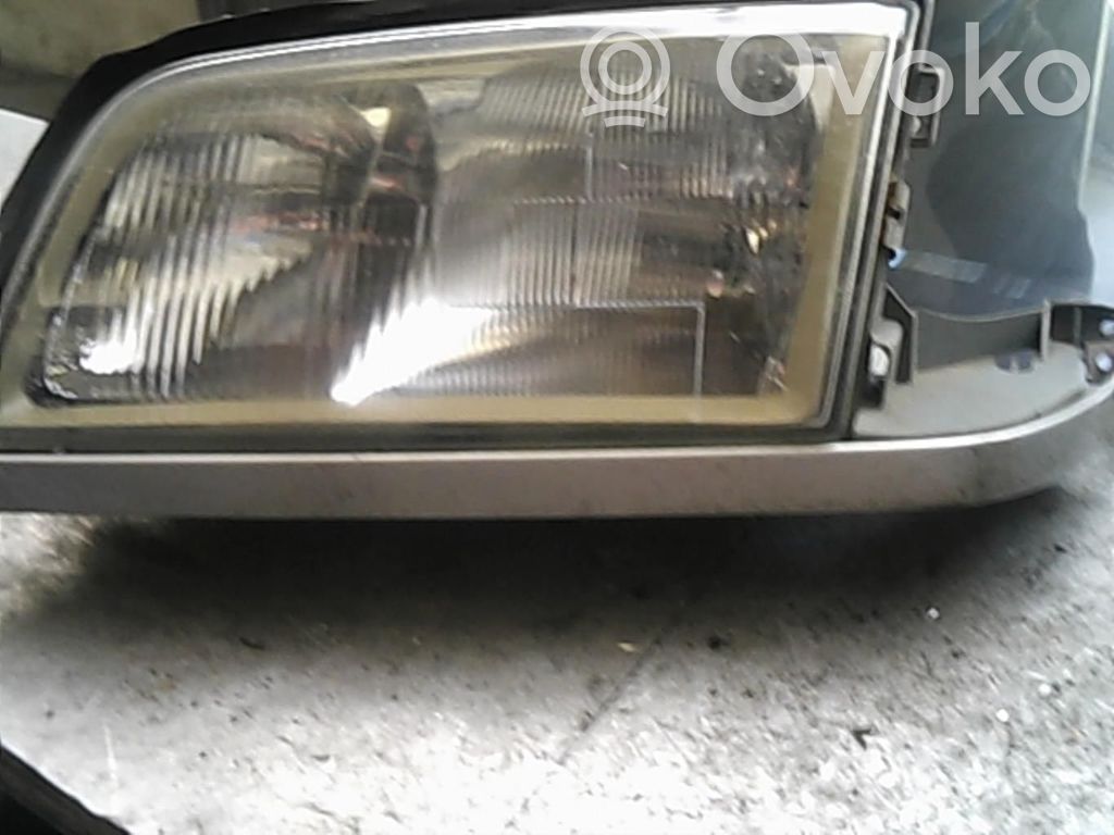 Mercedes-Benz C W202 Scheinwerfer 