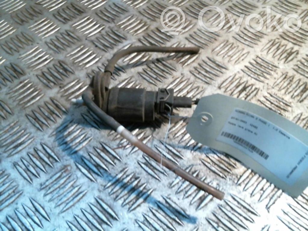 Nissan Micra Windscreen/windshield washer pump 