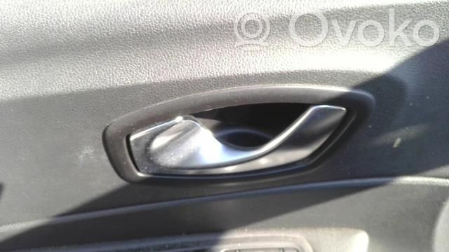 Renault Captur Manecilla interna puerta delantera 