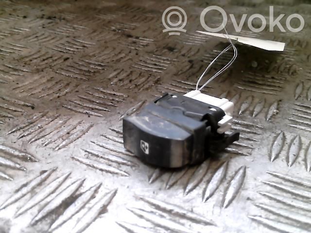 Renault Clio II Electric window control switch 
