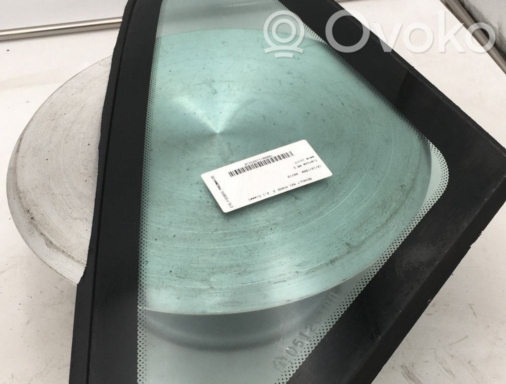 Rear side window   7701366522