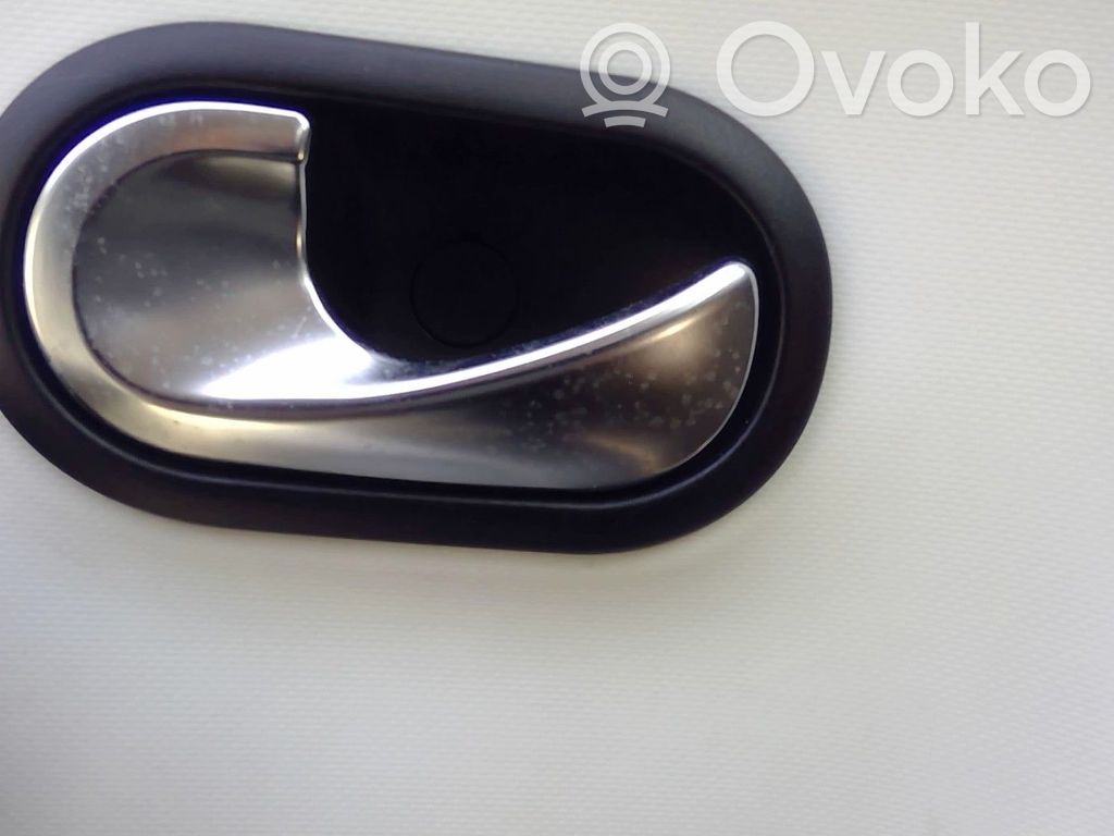 Renault Twingo III Manecilla interna puerta delantera 