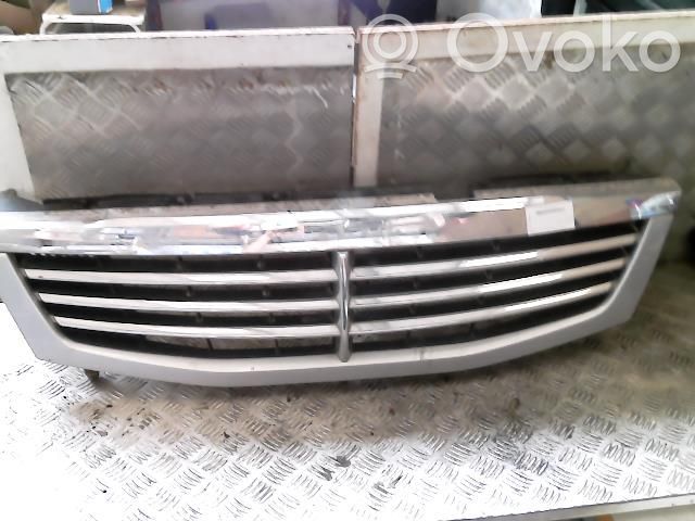 SsangYong Rexton Atrapa chłodnicy / Grill 