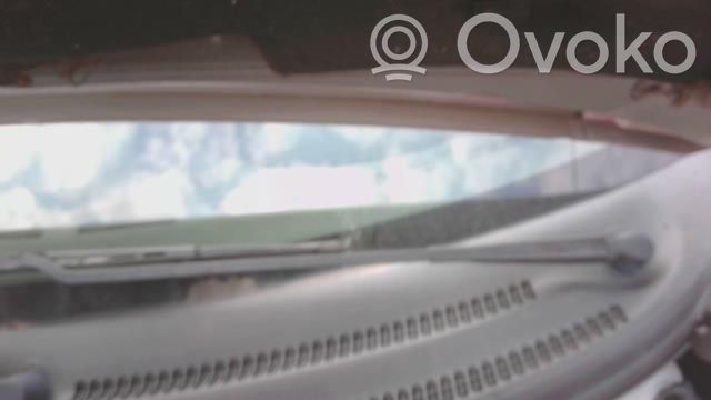 Opel Corsa B Front wiper blade arm 