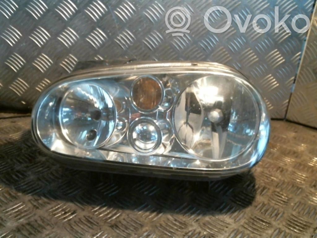 Volkswagen Golf IV Lampa przednia 