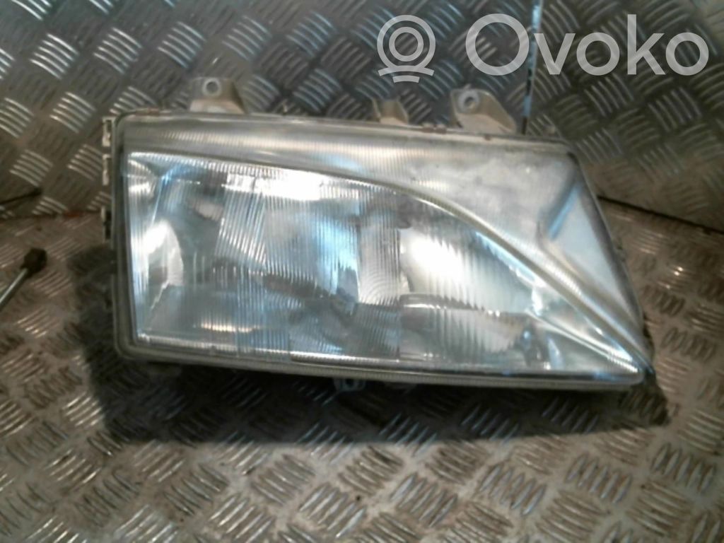 Peugeot 806 Scheinwerfer 