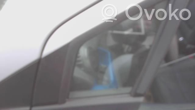 Chevrolet Spark Ventanilla de ventilación de la puerta delantera cuatro puertas 